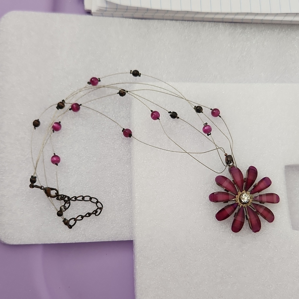 Flower necklace